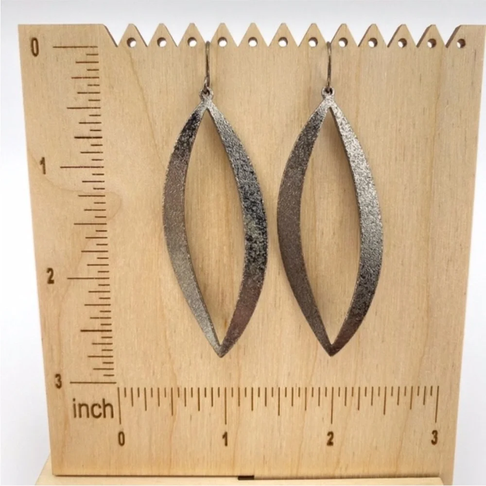 (4) Silver Tone Leaf Shaped Earrings